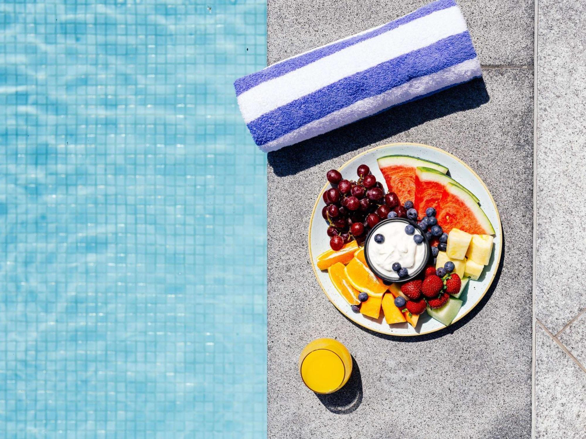 Pullman Brisbane Airport Hotel Exterior photo Fruit salad