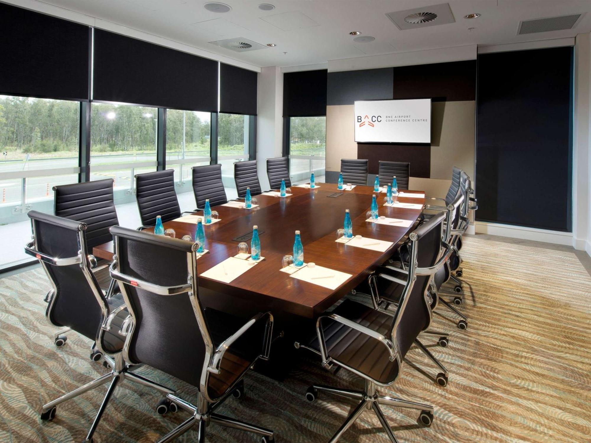 Pullman Brisbane Airport Hotel Exterior photo Meeting room at the National Motorcycle Museum