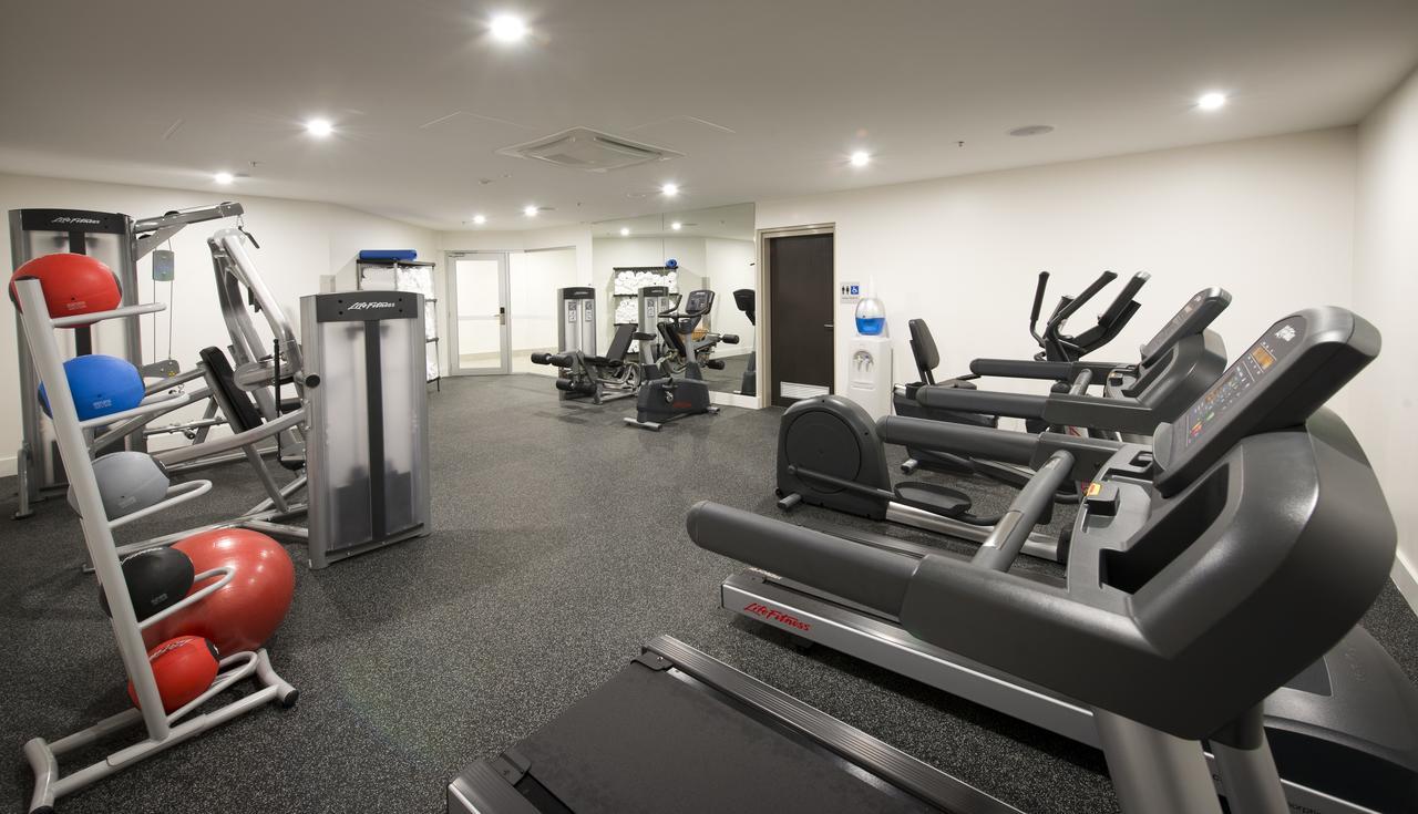 Pullman Brisbane Airport Hotel Exterior photo The gym at the hotel