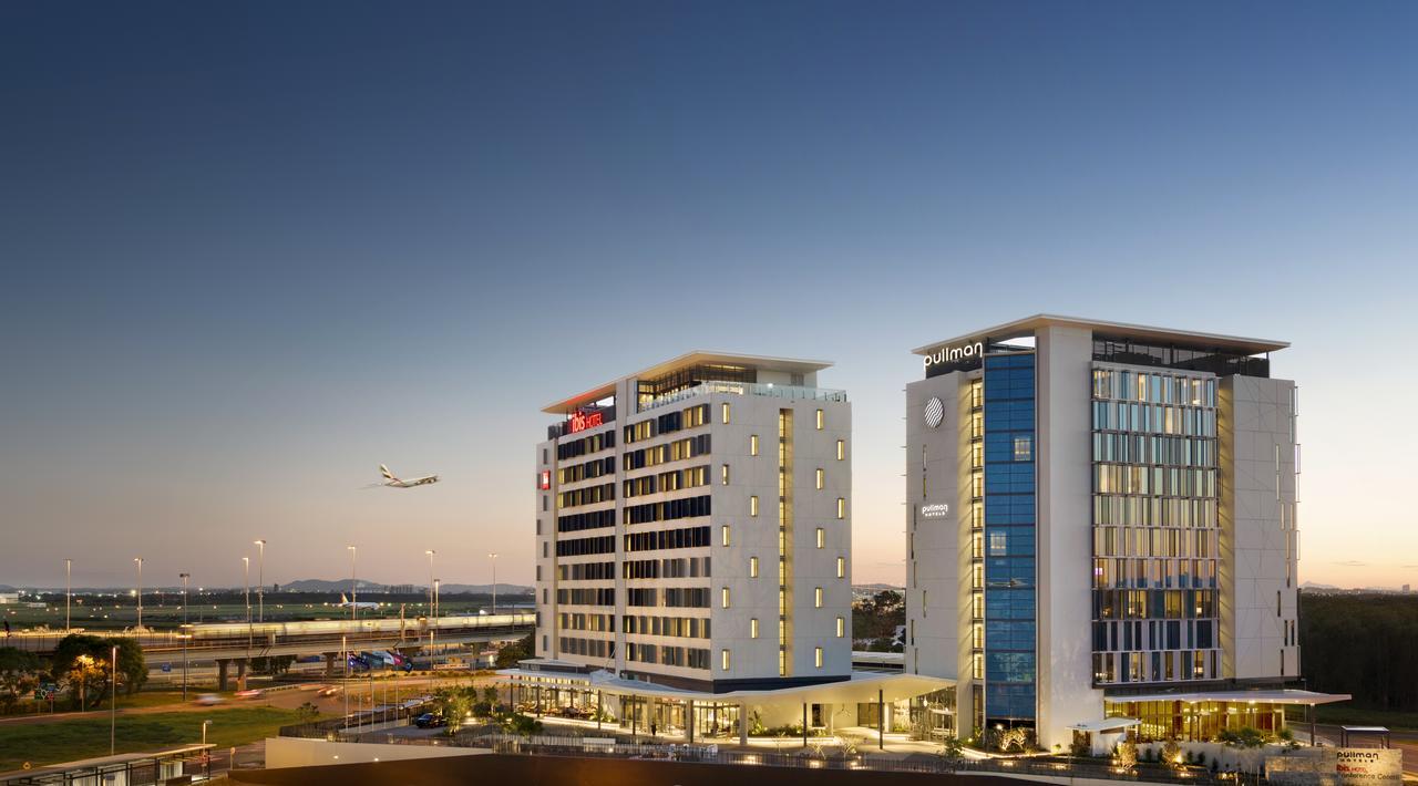 Pullman Brisbane Airport Hotel Exterior photo Hilton Tel Aviv