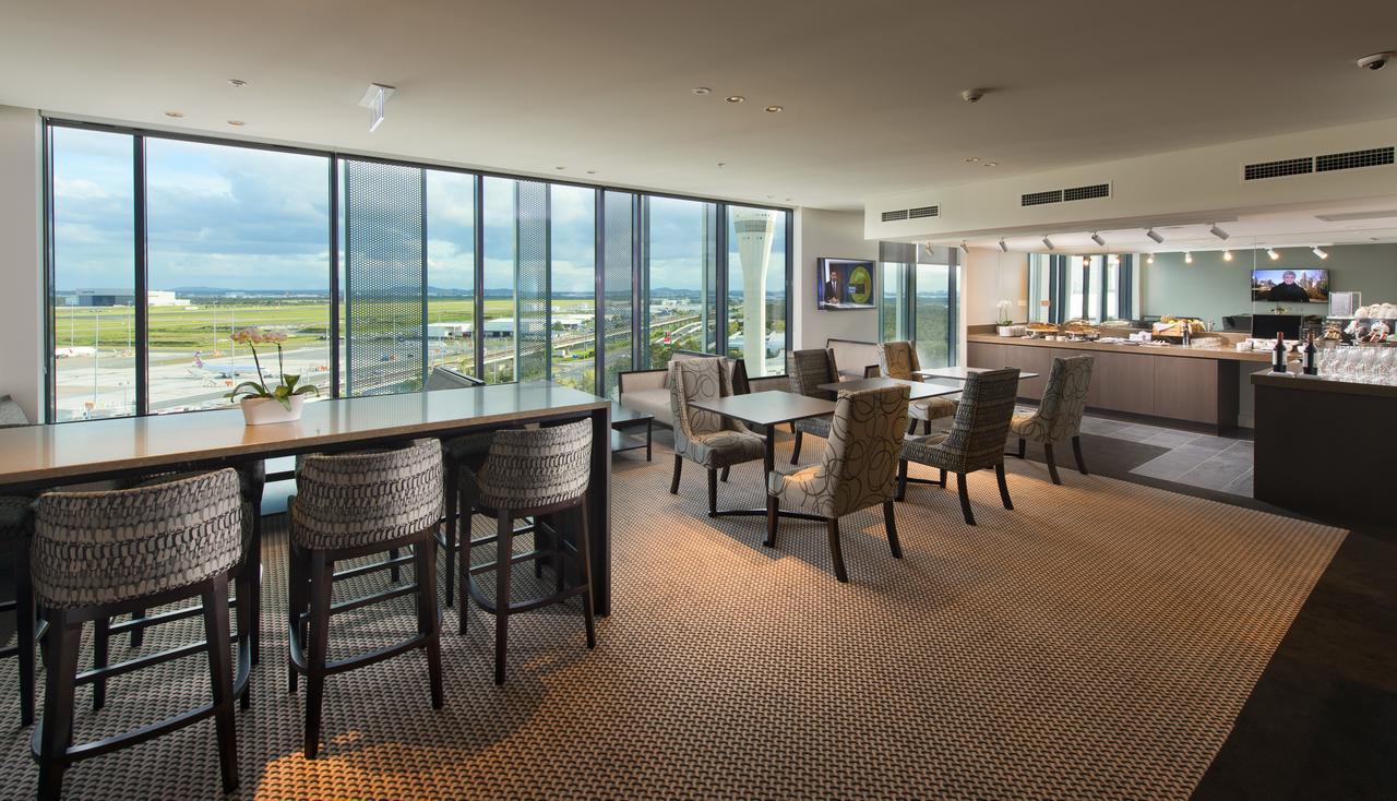 Pullman Brisbane Airport Hotel Exterior photo The lounge at Changi Airport