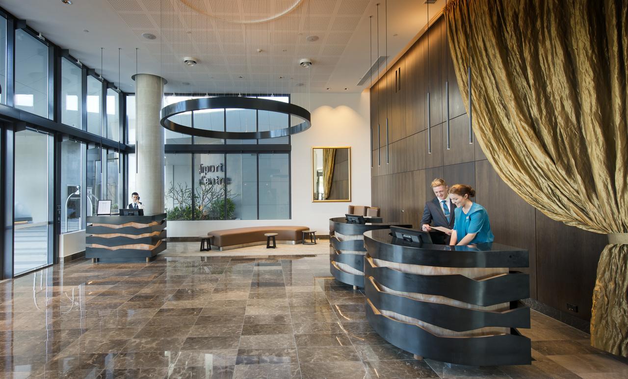 Pullman Brisbane Airport Hotel Exterior photo Lobby